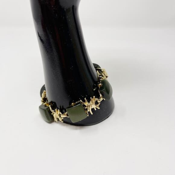 Green and Gold Tone Link Bracelet 8" Length Square - Picture 4 of 7